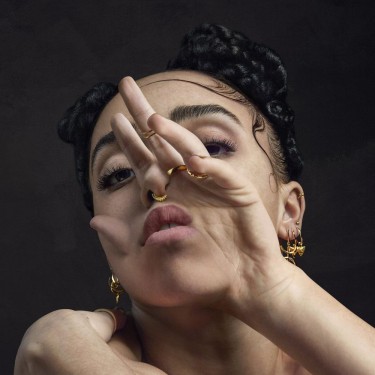 FKA TWIGS - M3LL155X (2015)