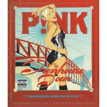 PINK - FUNHOUSE TOUR/LIVE IN AUSTRALIA