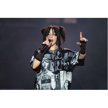 plakát 1092 - Billie Eilish at Glastonbury festival 2022 - 61 x 91,5 cm