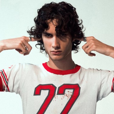 SOMBR - I BARELY KNOW HER